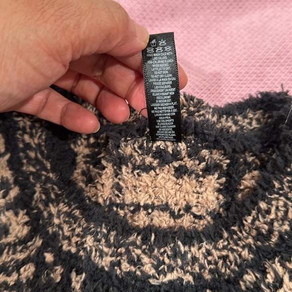 Skims cozy knit pullover onyx plaid sweeter - Picture 11 of 12